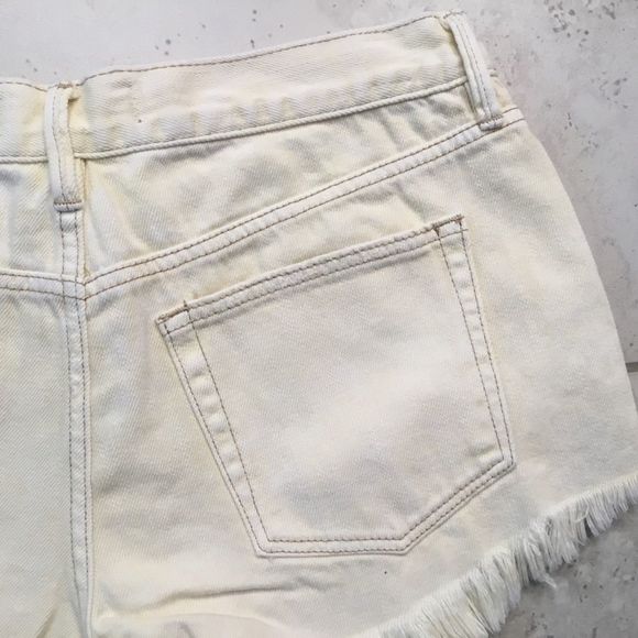 WE THE FREE | Loving Good Vibrations Cutoff Denim Shorts - Picture 14 of 15